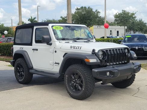 Used 2021 Jeep Wrangler Sport AWD/4WD image 2