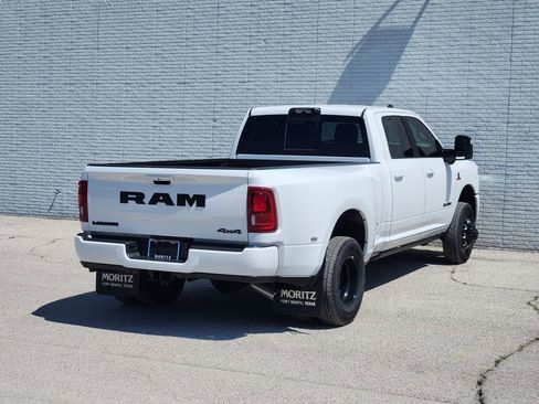 New 2026 RAM 3500 Laramie AWD/4WD image 4