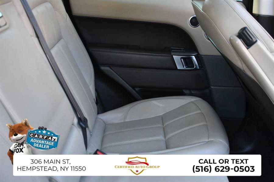 Used 2019 Land Rover Range Rover Sport HSE AWD/4WD image 29