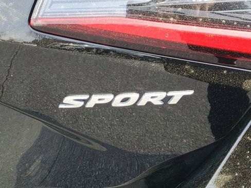 Certified 2024 Honda Civic Sport image 8