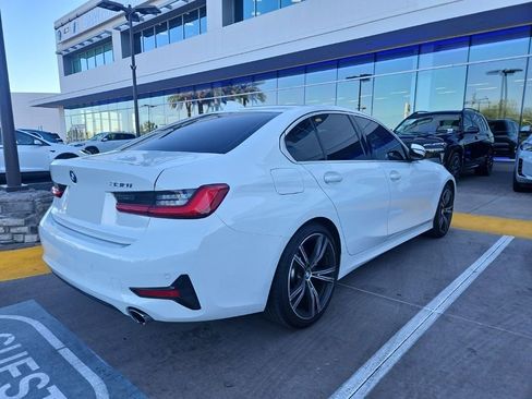 Used 2021 BMW 330i Sedan w/ Convenience Package RWD image 4