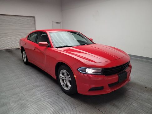 Used 2019 Dodge Charger SXT RWD image 13