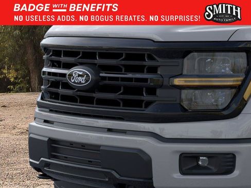 New 2026 Ford F150 XLT w/ XLT Black Appearance Package AWD/4WD image 18
