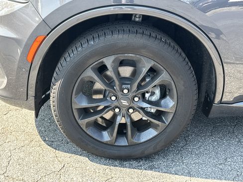 Used 2023 Dodge Durango GT image 13