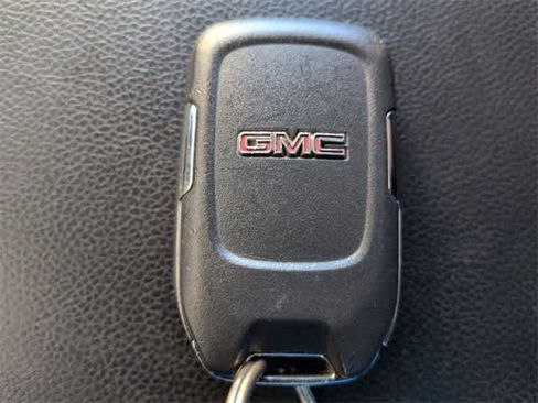 Used 2018 GMC Acadia SLE w/ Driver Alert Package I image 35