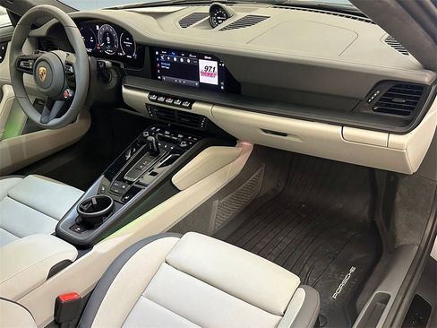 Used 2025 Porsche 911 Carrera GTS image 6