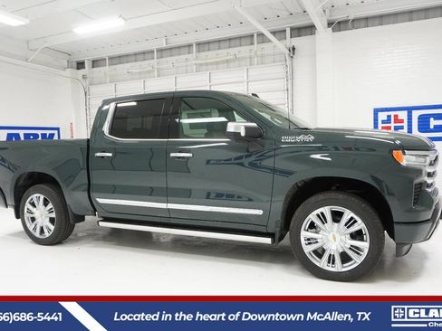 New 2026 Chevrolet Silverado 1500 High Country w/ High Country Premium Package AWD/4WD image 4