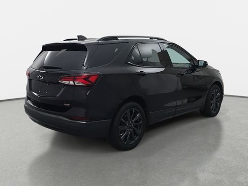 Used 2022 Chevrolet Equinox RS w/ RS Leather Package image 3