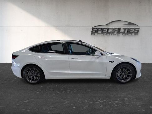 Used 2020 Tesla Model 3 Long Range AWD/4WD image 11
