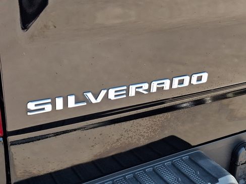 Used 2020 Chevrolet Silverado 1500 LT image 29