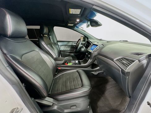 Used 2020 Ford Edge ST-Line FWD image 27