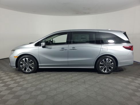New 2026 Honda Odyssey Elite image 7