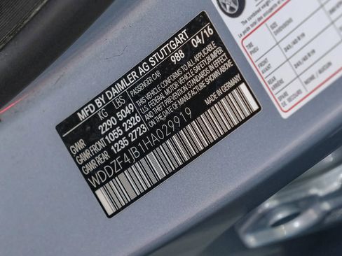 Used 2017 Mercedes-Benz E 300 image 62