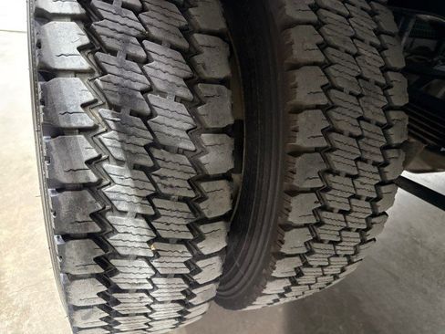 Used 2021 Ford F550 4x4 Crew Cab Super Duty w/ Power Equipment Group image 40