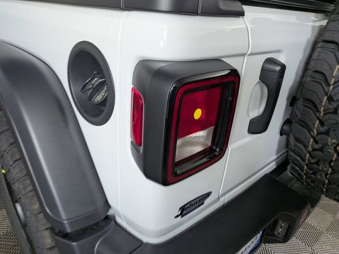 New 2026 Jeep Wrangler Unlimited Sport AWD/4WD image 12