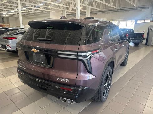 Used 2026 Chevrolet Traverse High Country AWD/4WD image 4
