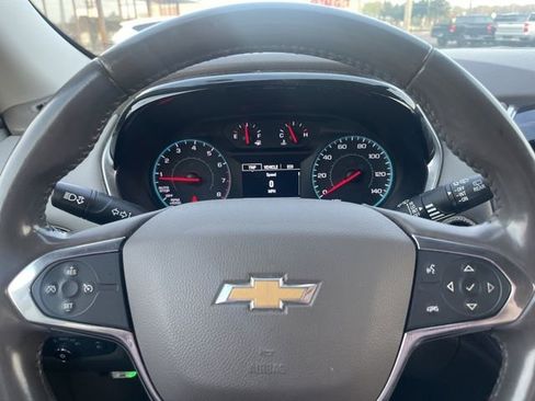 Used 2019 Chevrolet Traverse LT FWD image 14