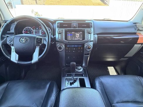 Used 2016 Toyota 4Runner Limited AWD/4WD image 32