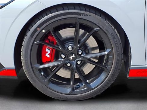 New 2025 Hyundai Elantra N image 12