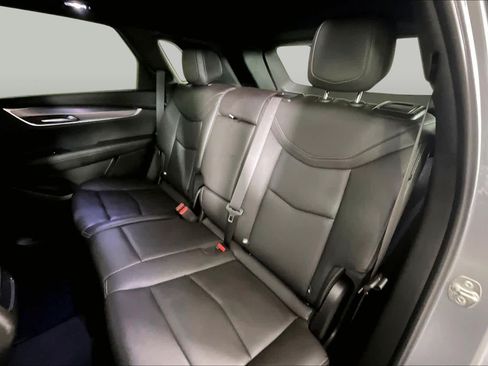 Used 2024 Cadillac XT5 Luxury FWD image 18