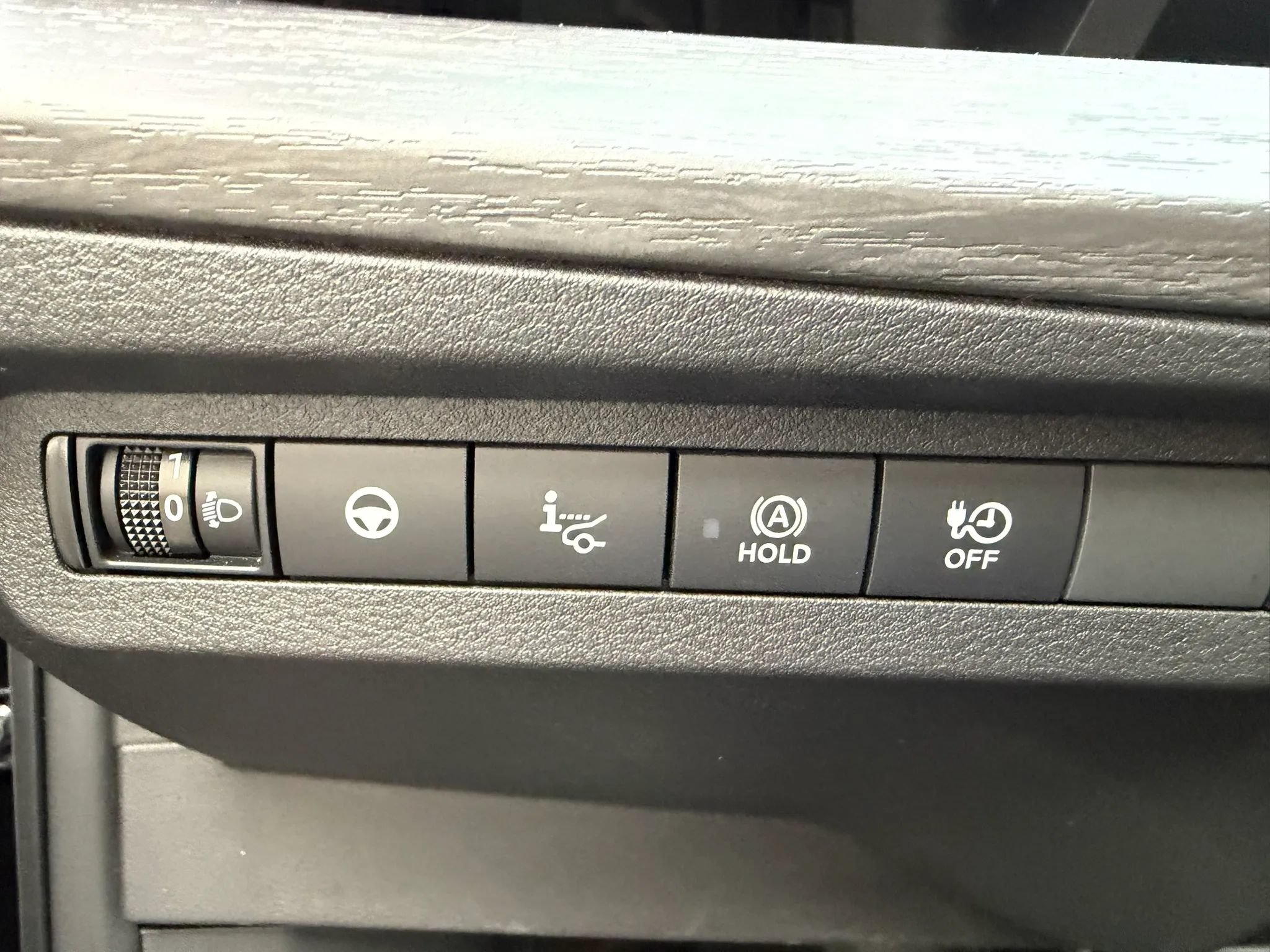 Used 2023 Nissan Ariya FWD image 28