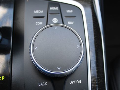 Used 2021 BMW 330i Sedan w/ Premium Package image 42