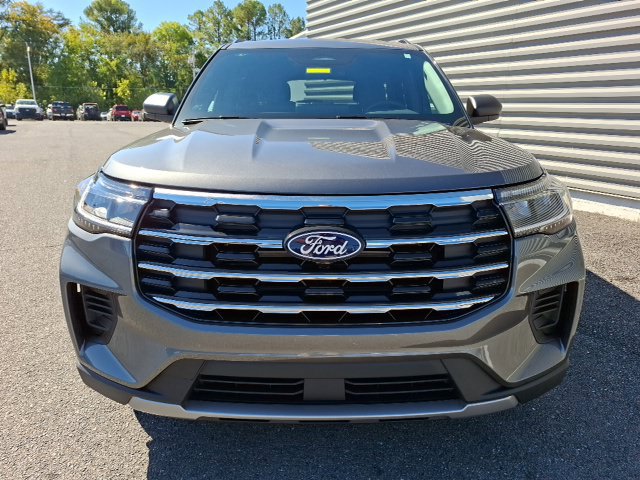 New 2027 Ford Explorer Active RWD image 8