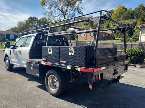 Used 2018 Ford F350 XL w/ Power Equipment Group image 6