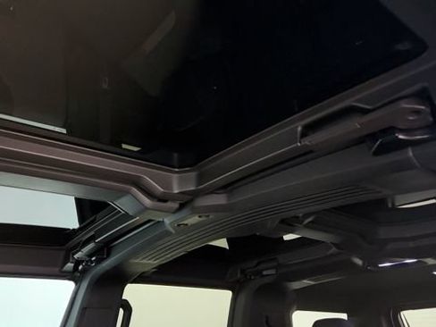 Used 2025 GMC Hummer EV 2X AWD/4WD image 77
