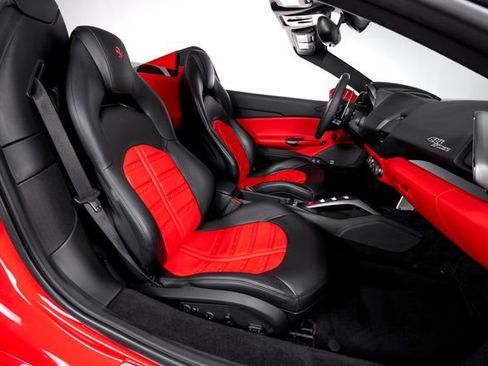 Certified 2017 Ferrari 488 Spider RWD image 62