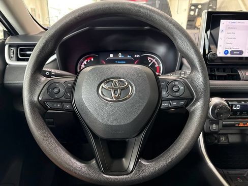Used 2024 Toyota RAV4 XLE FWD image 8