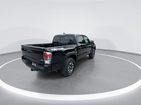 Used 2023 Toyota Tacoma TRD Off-Road w/ Technology Package AWD/4WD image 19