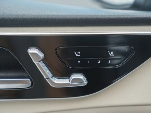 Certified 2025 Mercedes-Benz C 300 4MATIC Sedan image 38