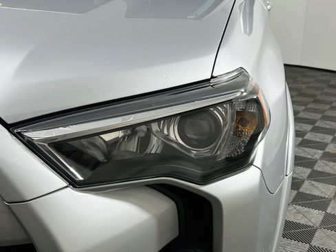 Used 2024 Toyota 4Runner SR5 RWD image 11