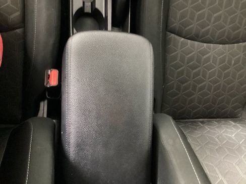Used 2025 Mitsubishi Outlander Sport ES AWD/4WD image 22