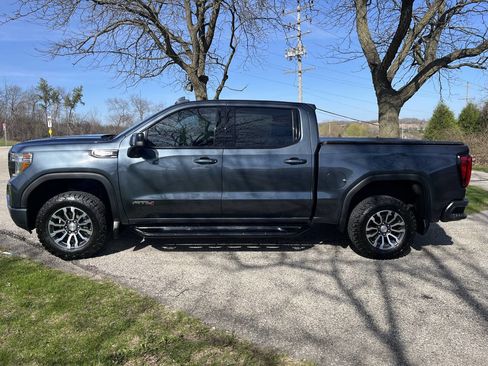 Used 2019 GMC Sierra 1500 AT4 w/ AT4 Premium Package AWD/4WD image 2