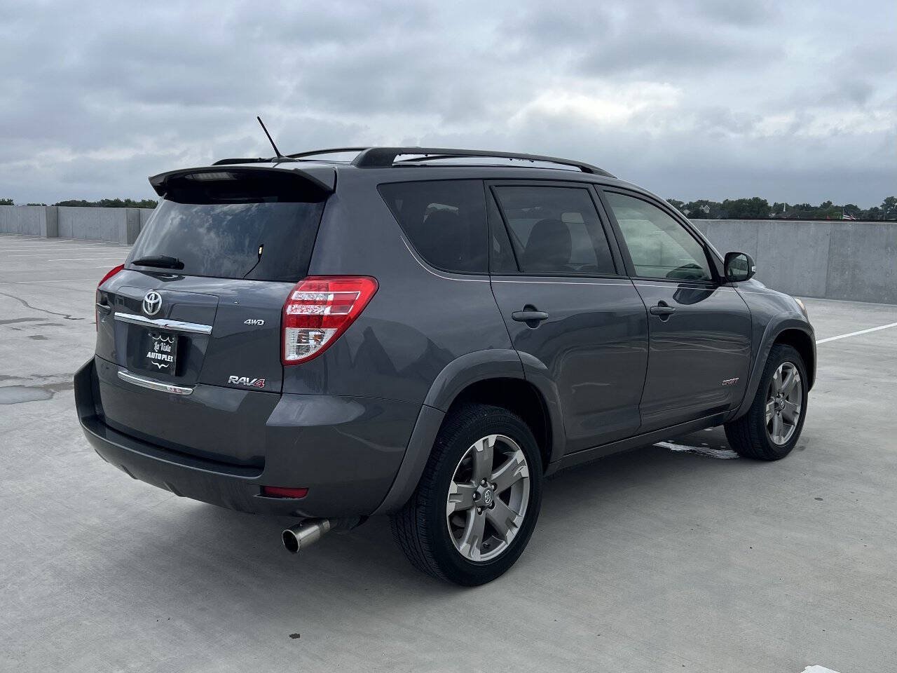 Used 2012 Toyota RAV4 Sport w/ Appearance Pkg AWD/4WD image 7