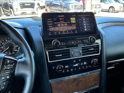 Used 2022 Nissan Armada SL image 6