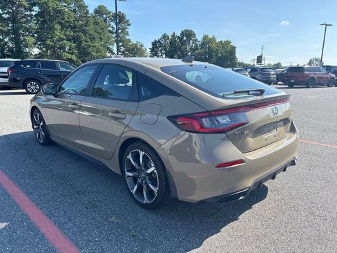 Used 2025 Honda Civic Sport Touring image 6
