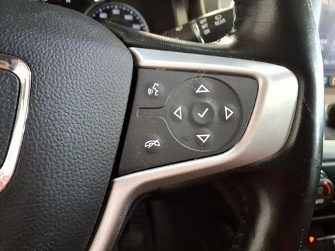 Used 2020 GMC Acadia SLT AWD/4WD image 27