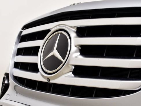 Certified 2025 Mercedes-Benz GLS 450 4MATIC image 7