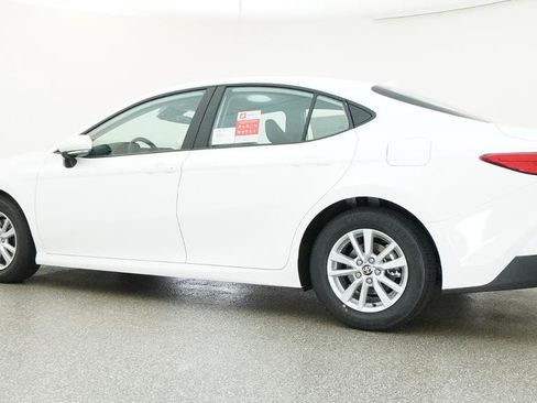 Used 2026 Toyota Camry LE FWD image 23