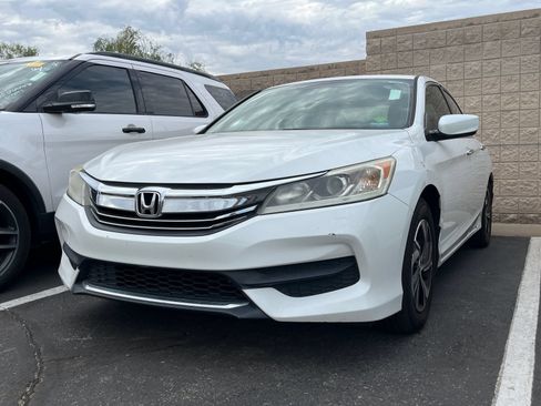 Used 2016 Honda Accord LX image 2