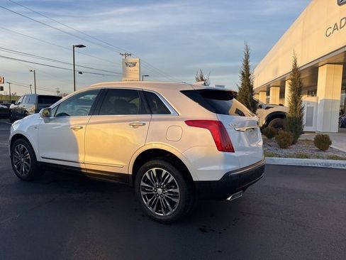 Used 2017 Cadillac XT5 Premium Luxury image 24