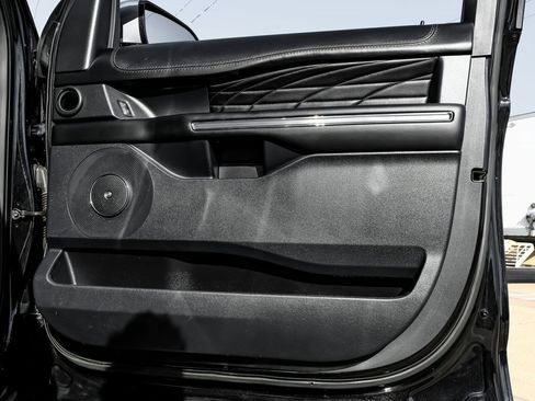 Used 2021 Ford Expedition Max Platinum image 49