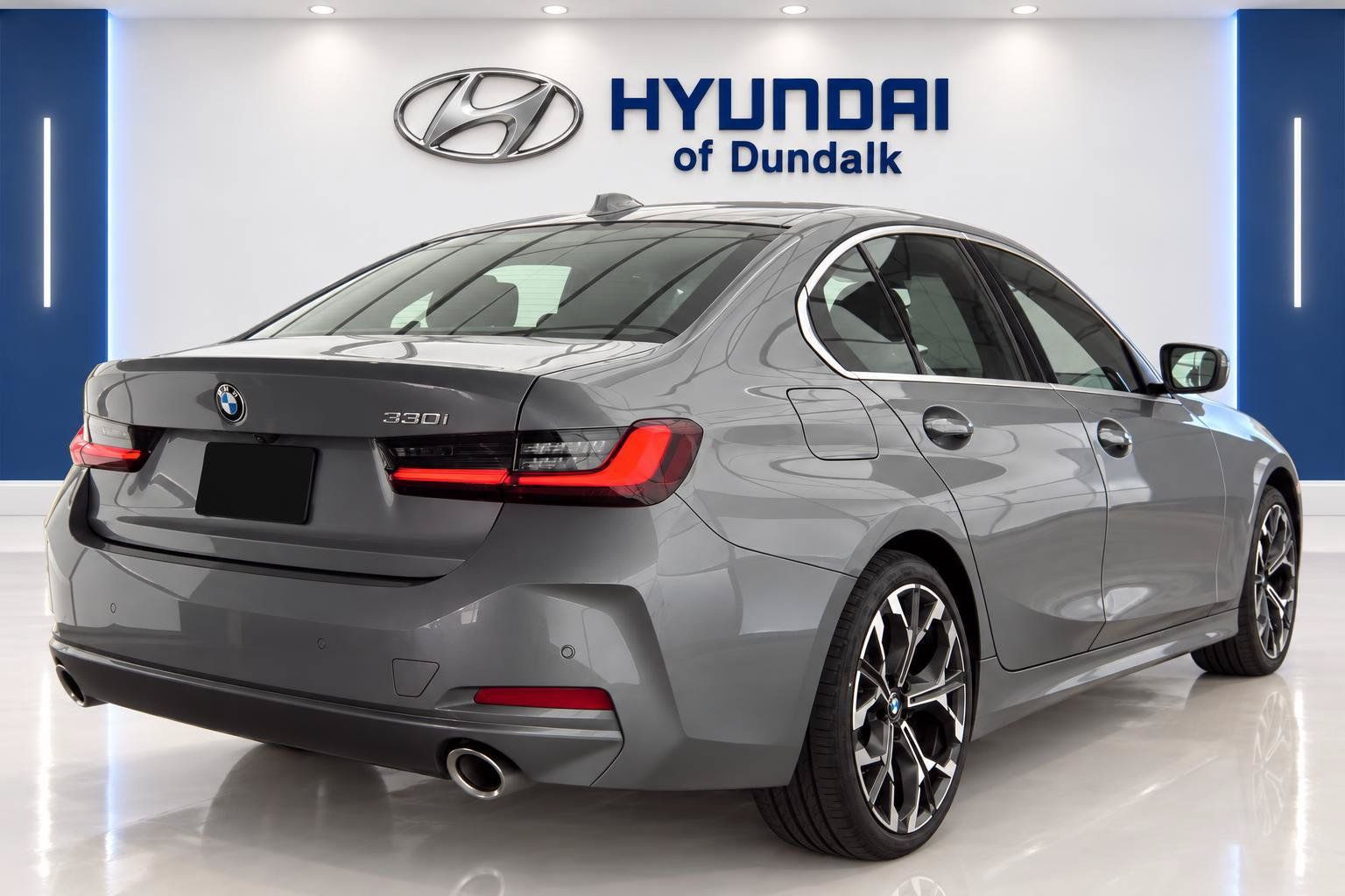 Used 2026 BMW 330i Sedan RWD image 4