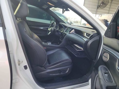 Used 2023 INFINITI QX50 Sport image 8