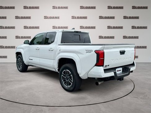 Used 2024 Toyota Tacoma TRD Sport image 3