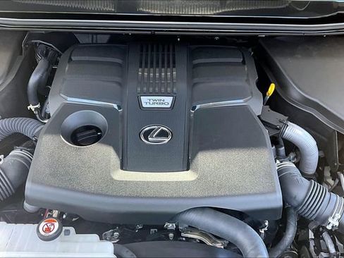 Used 2025 Lexus GX 550 w/ Accessory Package (2T) AWD/4WD image 28