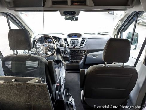Used 2019 Ford Transit 150 XLT image 25